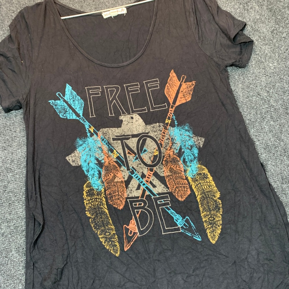 Vintage Native American Graphic Tee M Black Boho Western High Low Indie Shirt